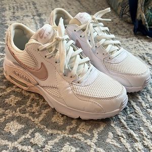 pink and white nike air max